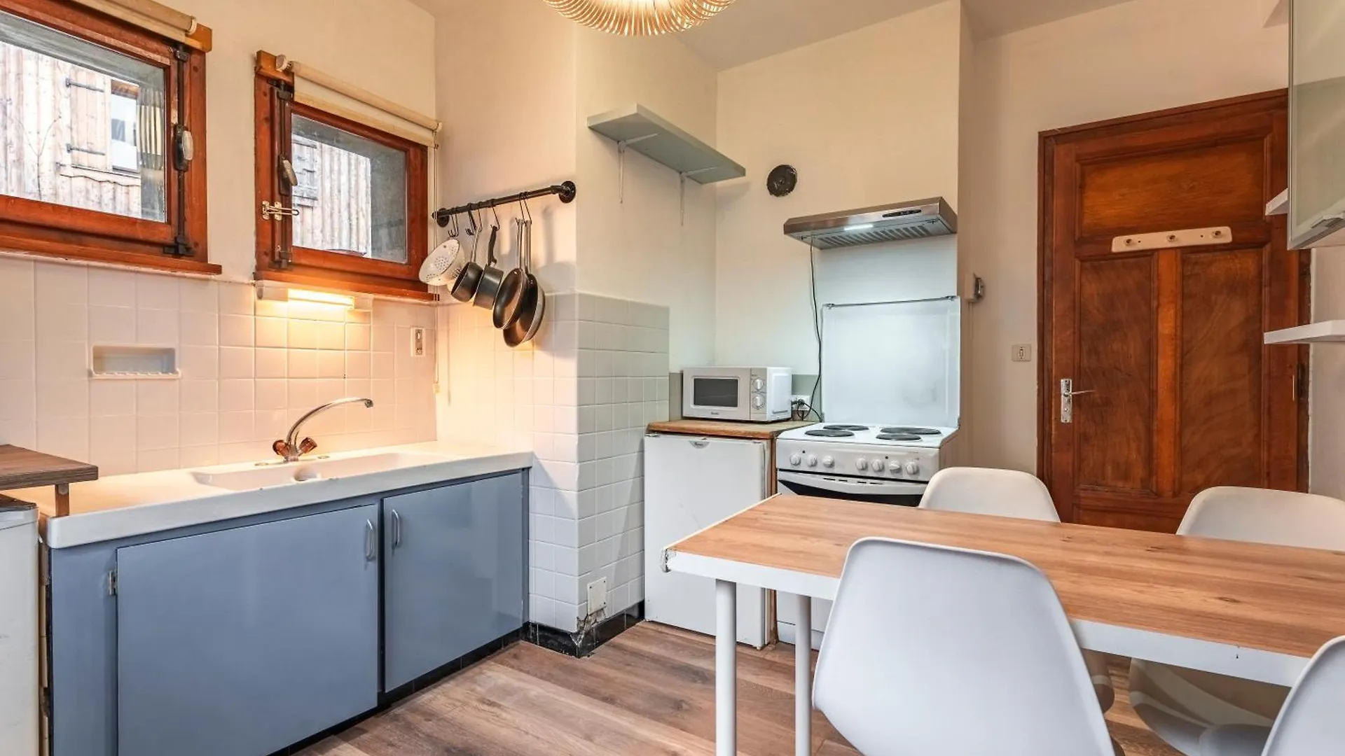 Apartment Sleeping Up To 10 In Morzine Centre